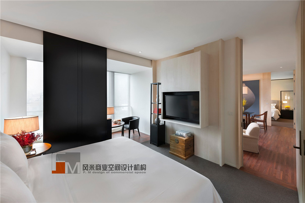 為了這家酒店，志明與春嬌從香港飛到了臺(tái)北！